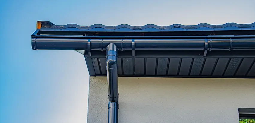 Professional Soffits and Fascia Replacement Services in Chicago, IL