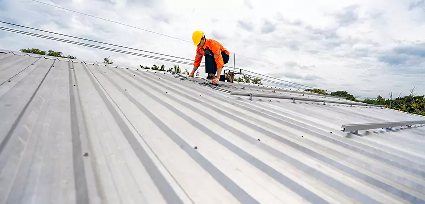 Metal Roof Repairs in Chicago